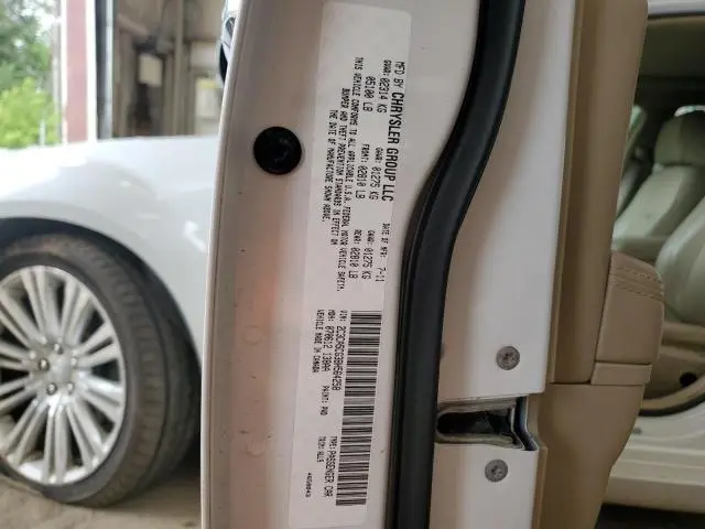2011 CHRYSLER 300 LIMITED  