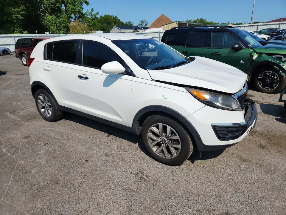 2016 KIA SPORTAGE LX  