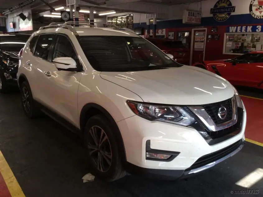 2019 NISSAN ROGUE SV