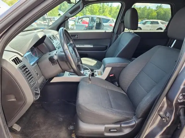 2010 FORD ESCAPE XLT  