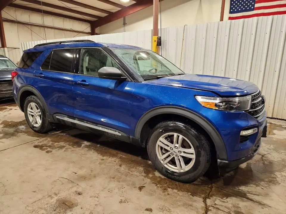 2021 FORD EXPLORER XLT  