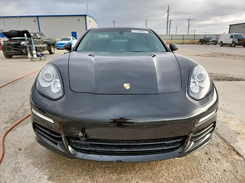 2015 PORSCHE PANAMERA 2  