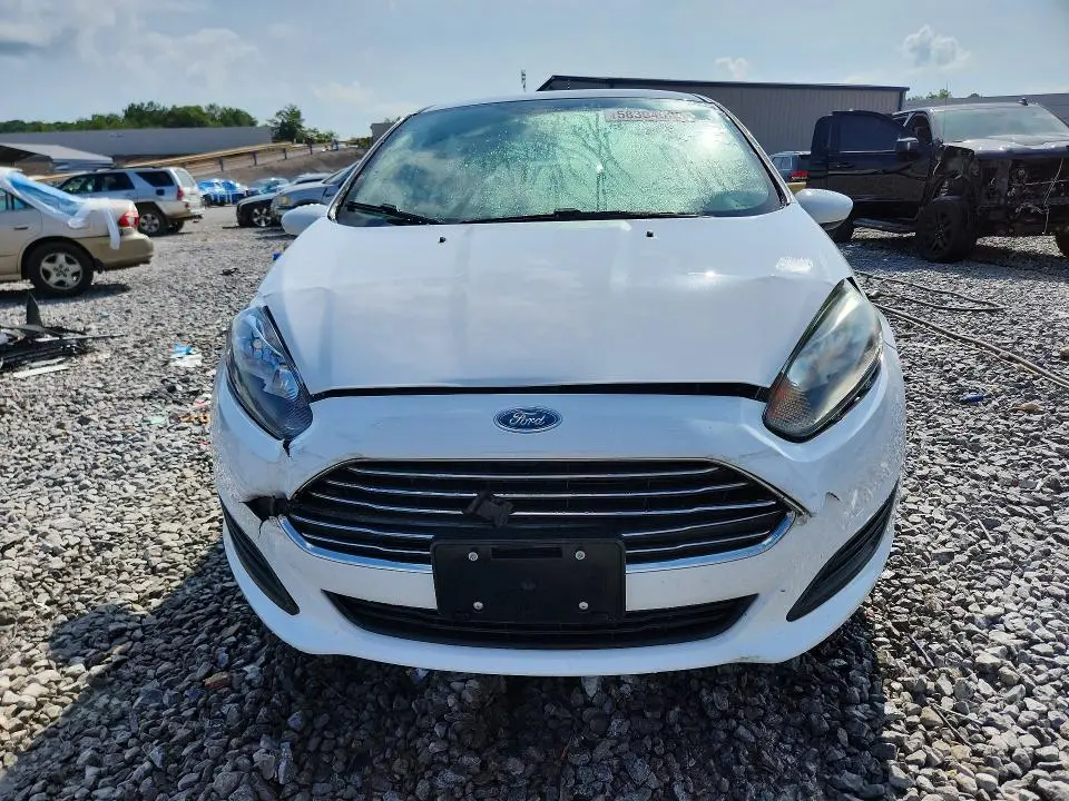 2017 FORD FIESTA SE  
