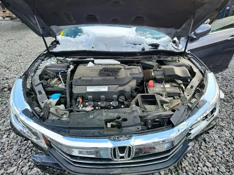 2017 HONDA ACCORD TOURING  