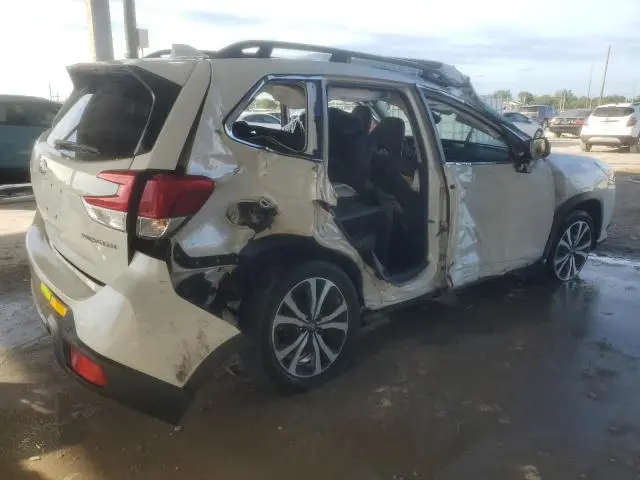 2022 SUBARU FORESTER LIMITED  