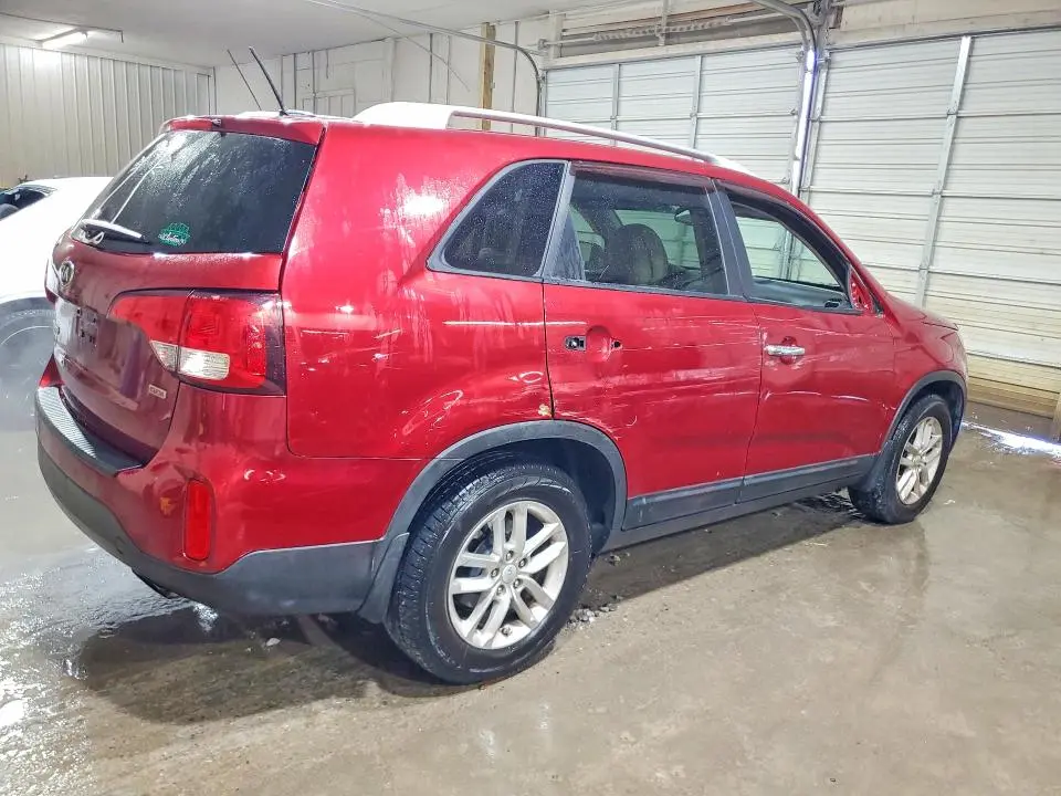 2015 KIA SORENTO LX  