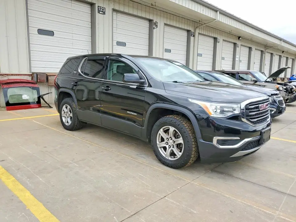 2017 GMC ACADIA SLE  