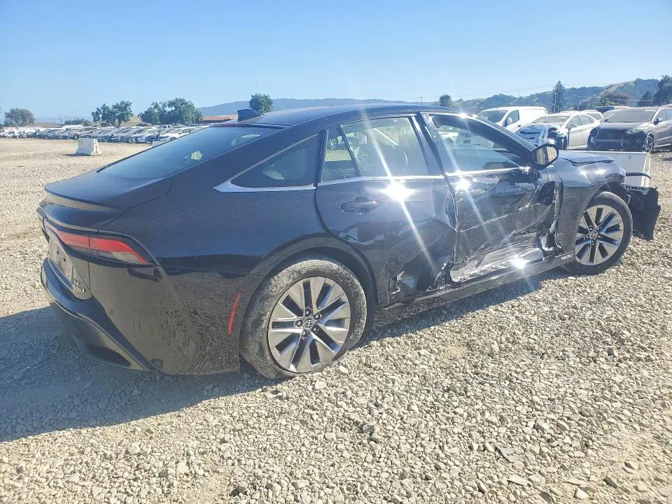 2023 TOYOTA MIRAI XLE  