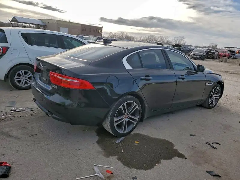 2017 JAGUAR XE PREMIUM  