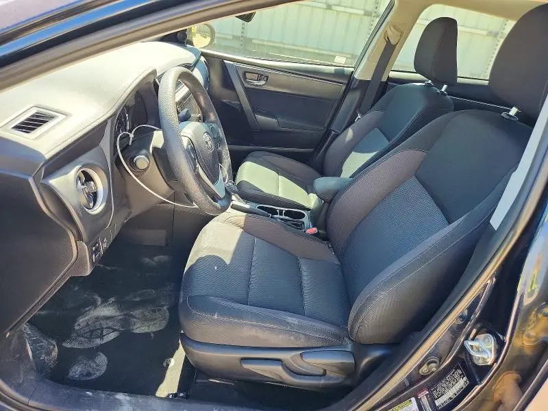 2017 TOYOTA COROLLA LE  