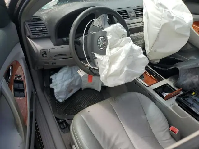 2011 TOYOTA CAMRY SE  