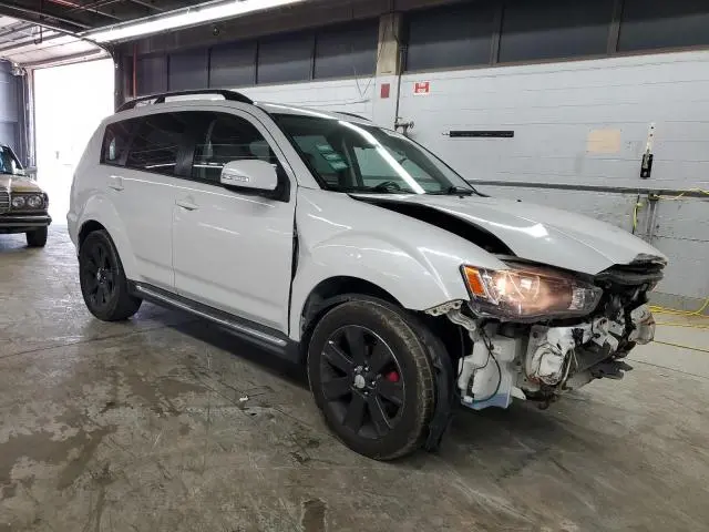 2010 MITSUBISHI OUTLANDER SE