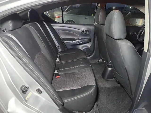 2018 NISSAN VERSA S  