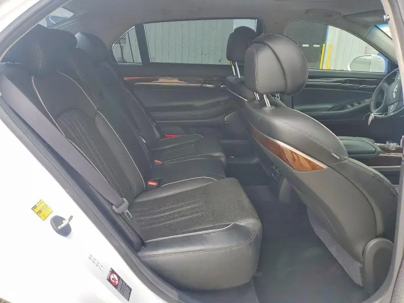 2018 GENESIS G90 PREMIUM  