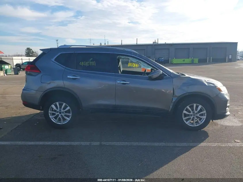 2017 NISSAN ROGUE SV