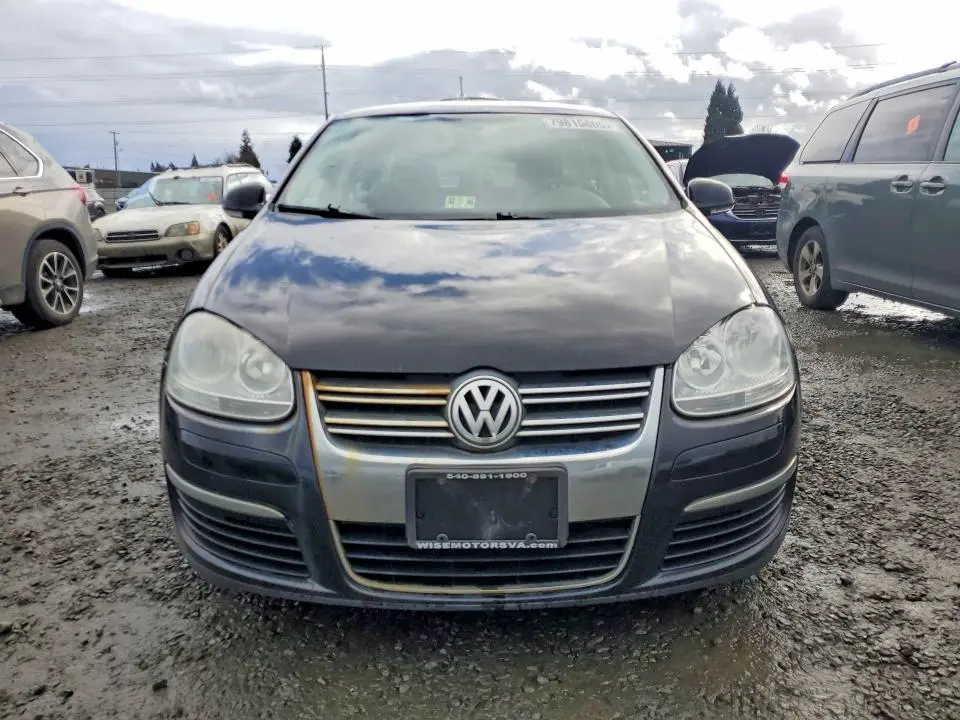 2010 VOLKSWAGEN JETTA S  