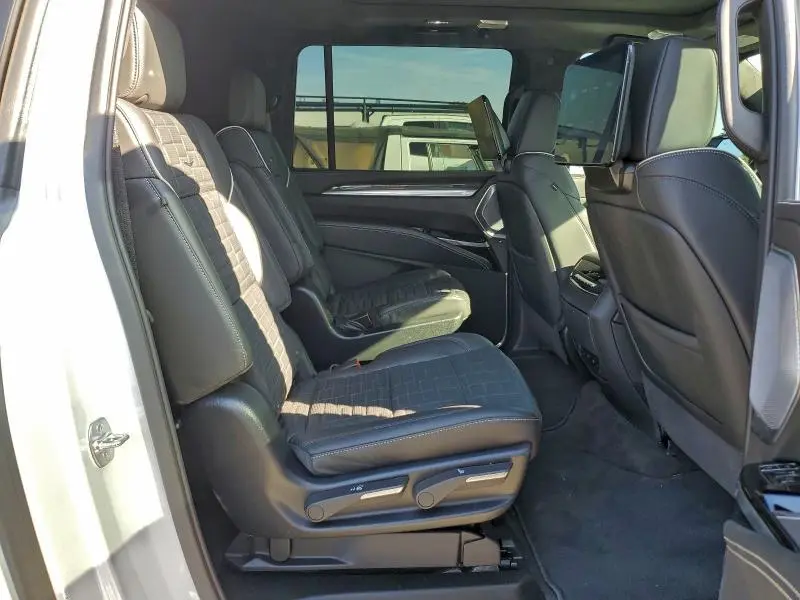 2025 CADILLAC ESCALADE V ESV  