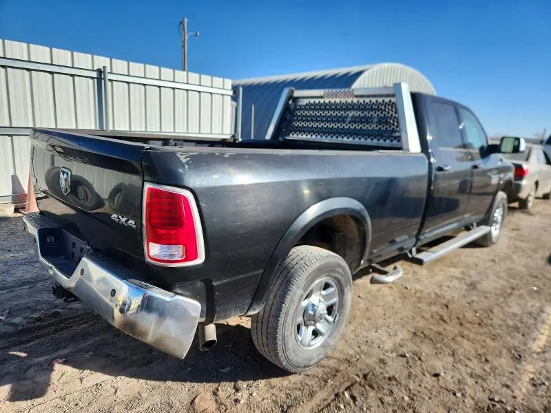 2015 RAM 3500 LARAMIE  