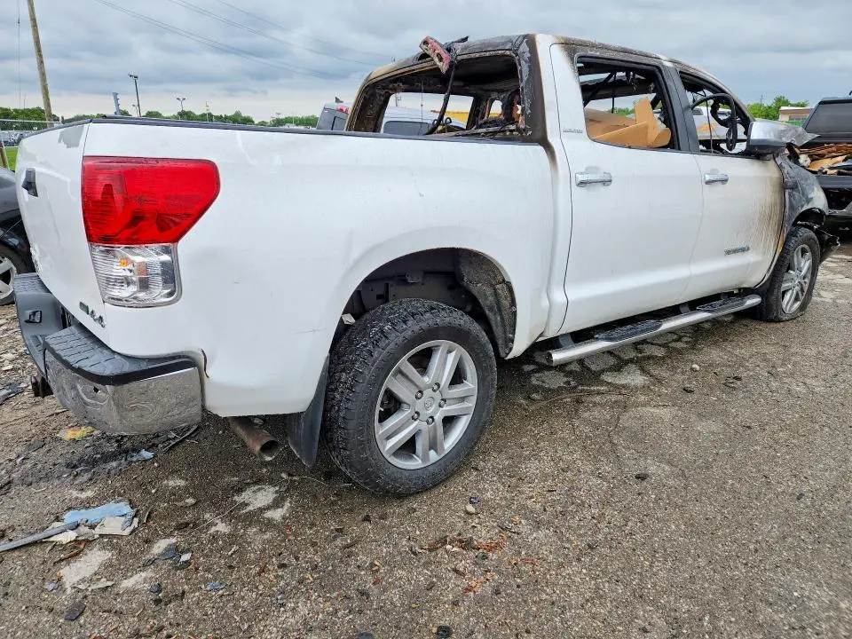 2012 TOYOTA TUNDRA CREWMAX LIMITED  