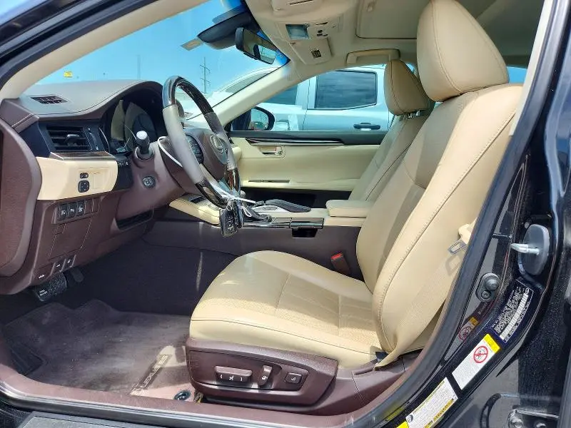 2016 LEXUS ES   