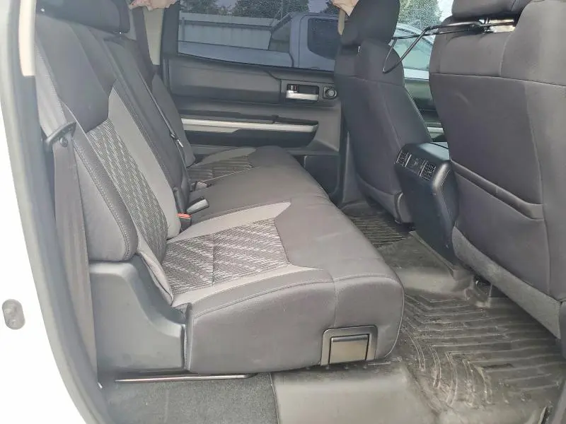2019 TOYOTA TUNDRA CREWMAX SR5  