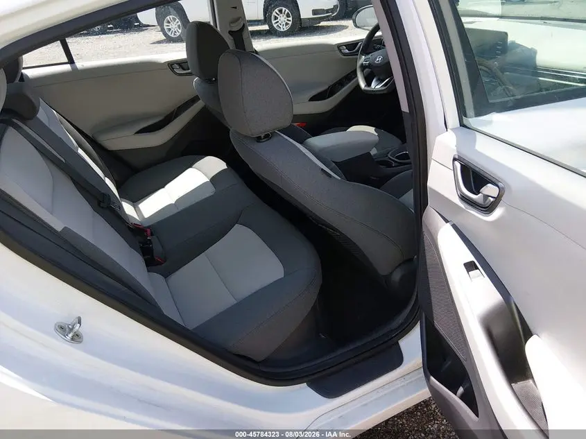 2020 HYUNDAI IONIQ HYBRID BLUE