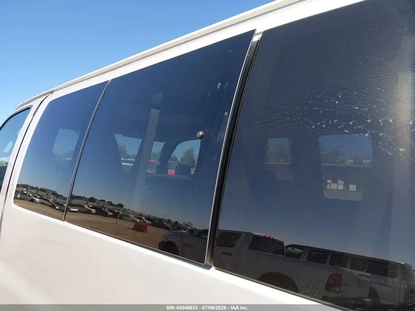 2017 CHEVROLET EXPRESS 3500 LT