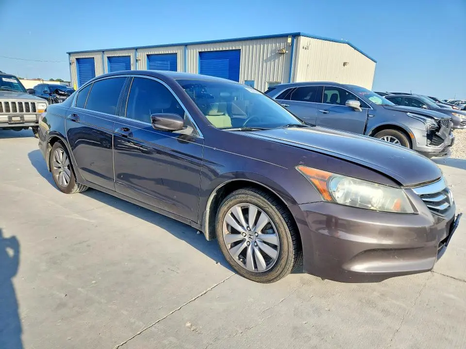 2011 HONDA ACCORD EX  
