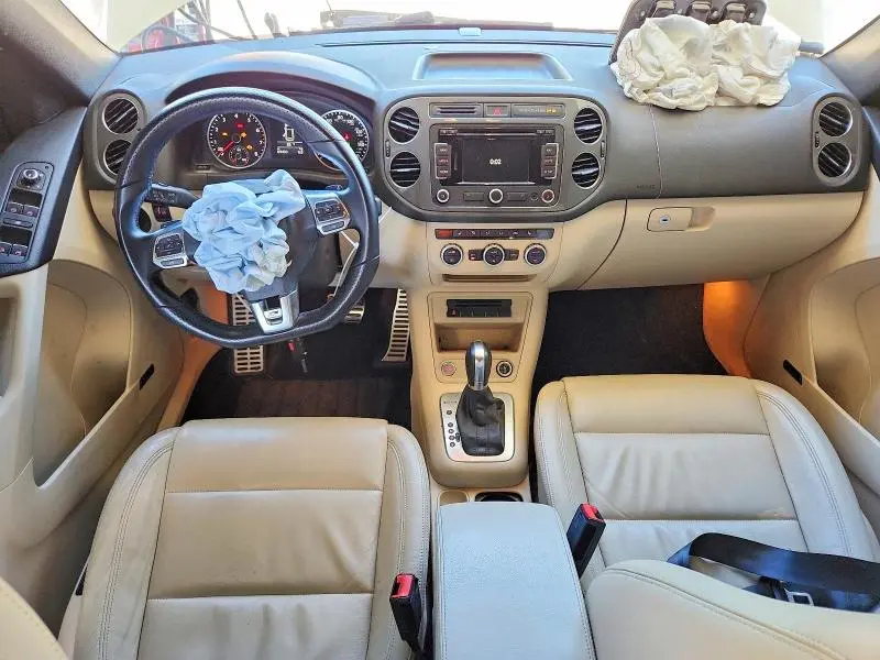 2014 VOLKSWAGEN TIGUAN S  