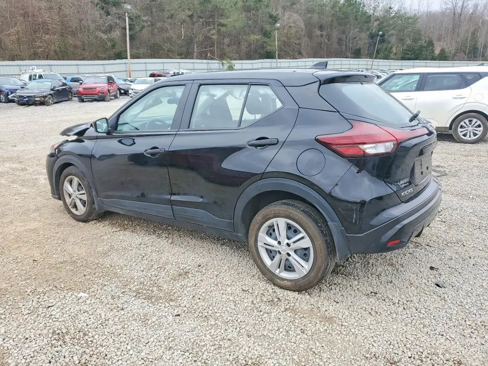 2024 NISSAN KICKS S  
