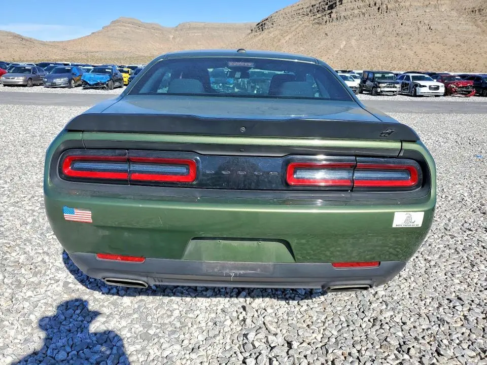 2022 DODGE CHALLENGER SXT  