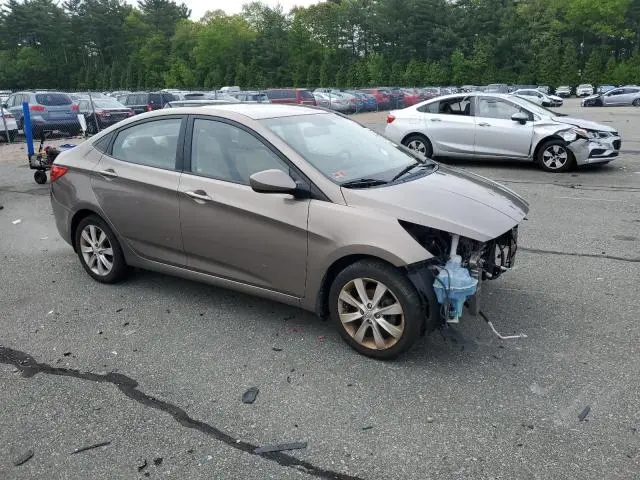 2013 HYUNDAI ACCENT GLS  