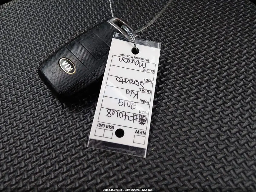 2019 KIA SORENTO 2.4L LX