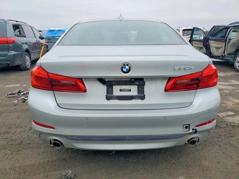 2019 BMW 530XE   