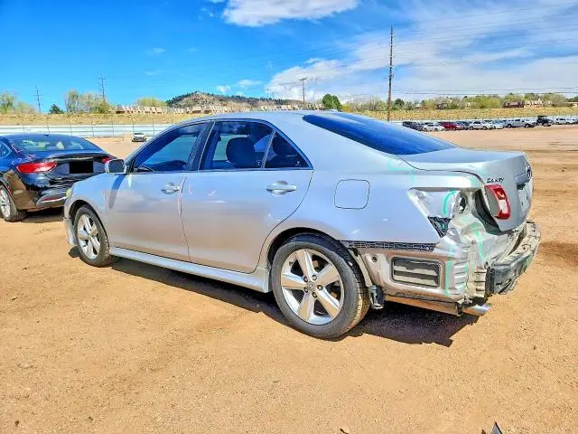 2010 TOYOTA CAMRY SE  