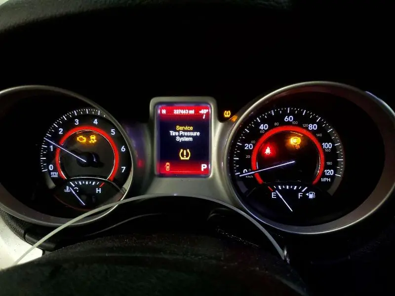 2011 DODGE JOURNEY MAINSTREET  