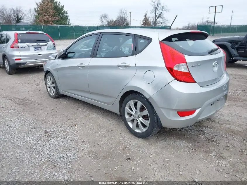 2013 HYUNDAI ACCENT SE