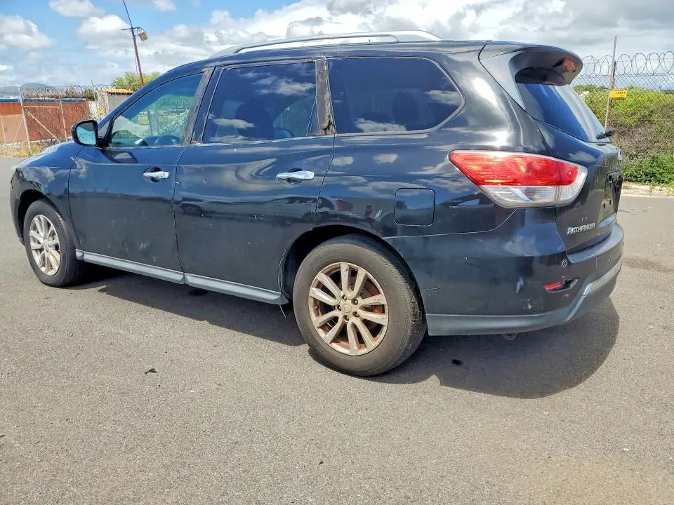 2015 NISSAN PATHFINDER SV  