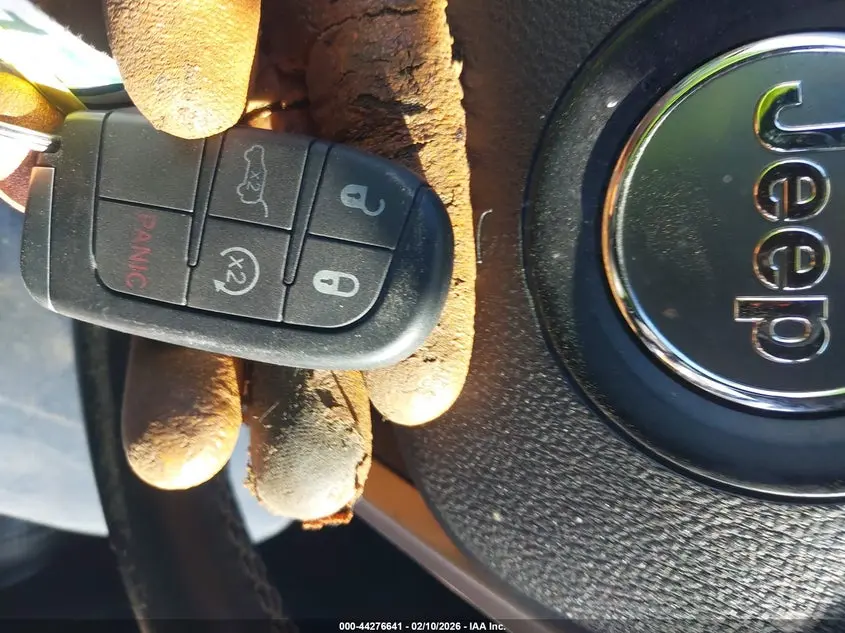 2017 JEEP GRAND CHEROKEE OVERLAND 4X4