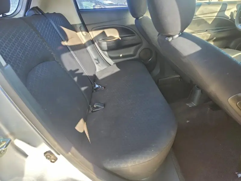 2015 MITSUBISHI MIRAGE DE  