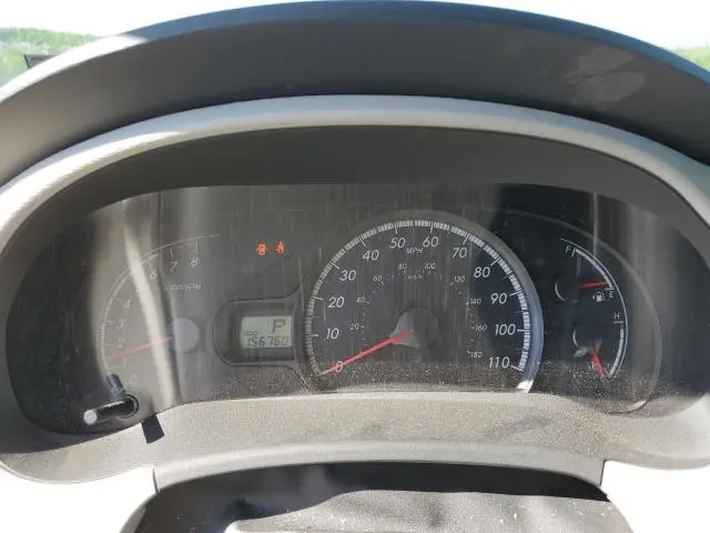 2012 TOYOTA SIENNA LE  