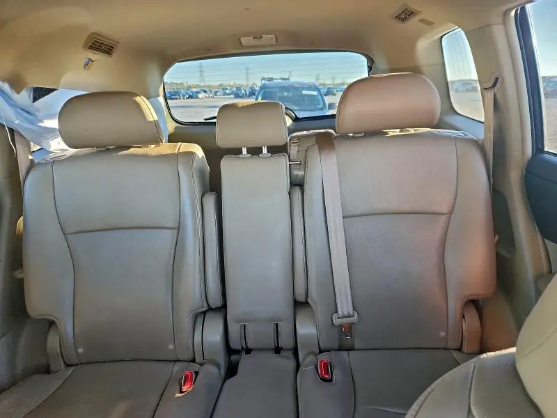 2013 TOYOTA HIGHLANDER LIMITED  