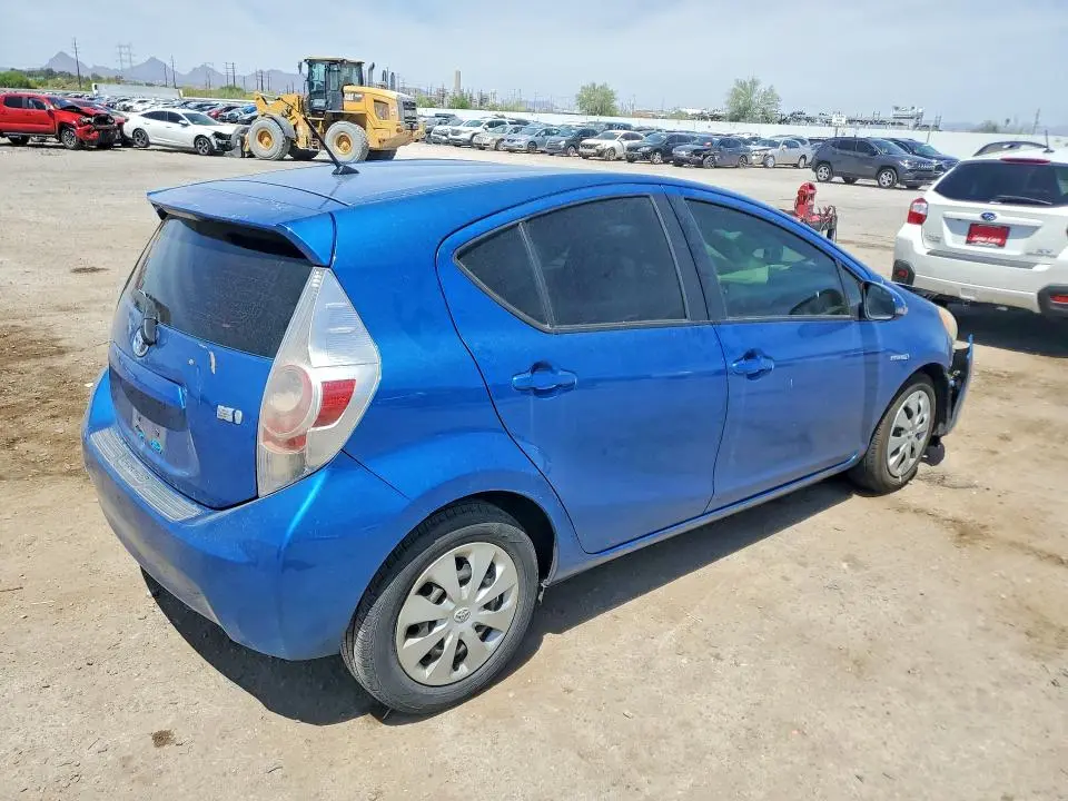 2013 TOYOTA PRIUS C TWO  