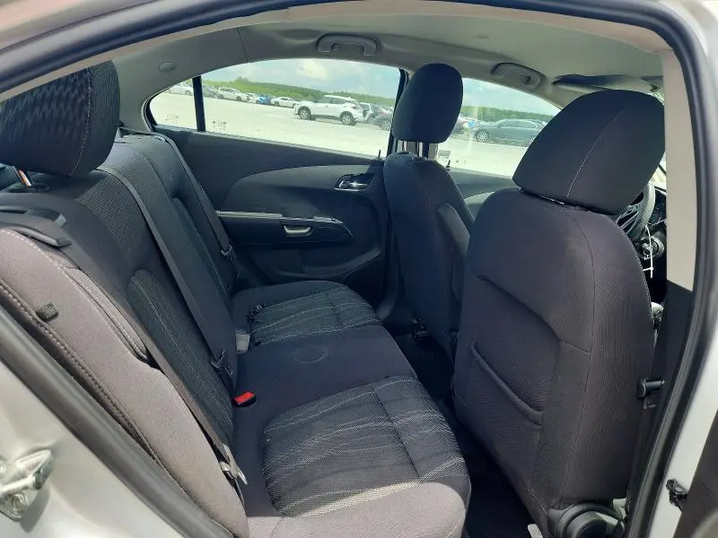 2020 CHEVROLET SONIC LT  