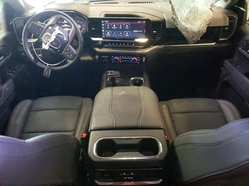 2026 GMC SIERRA K1500 SLT  