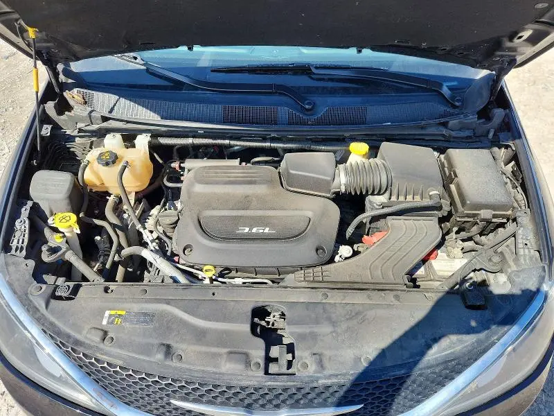 2018 CHRYSLER PACIFICA TOURING L PLUS  