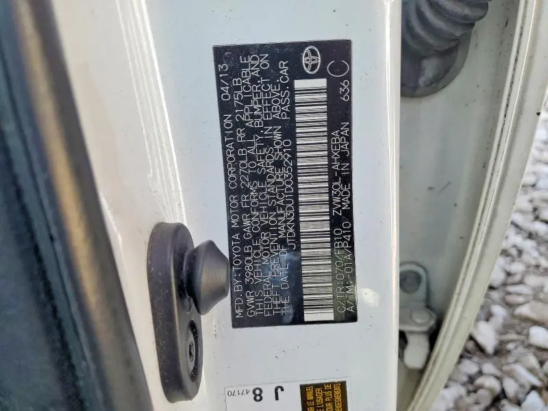 2013 TOYOTA PRIUS THREE  