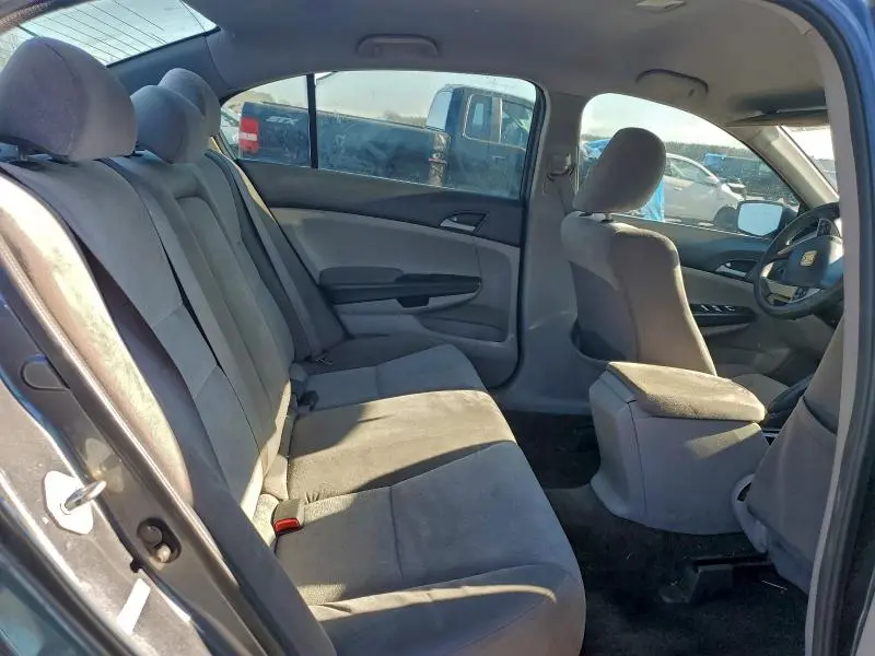 2010 HONDA ACCORD LX  