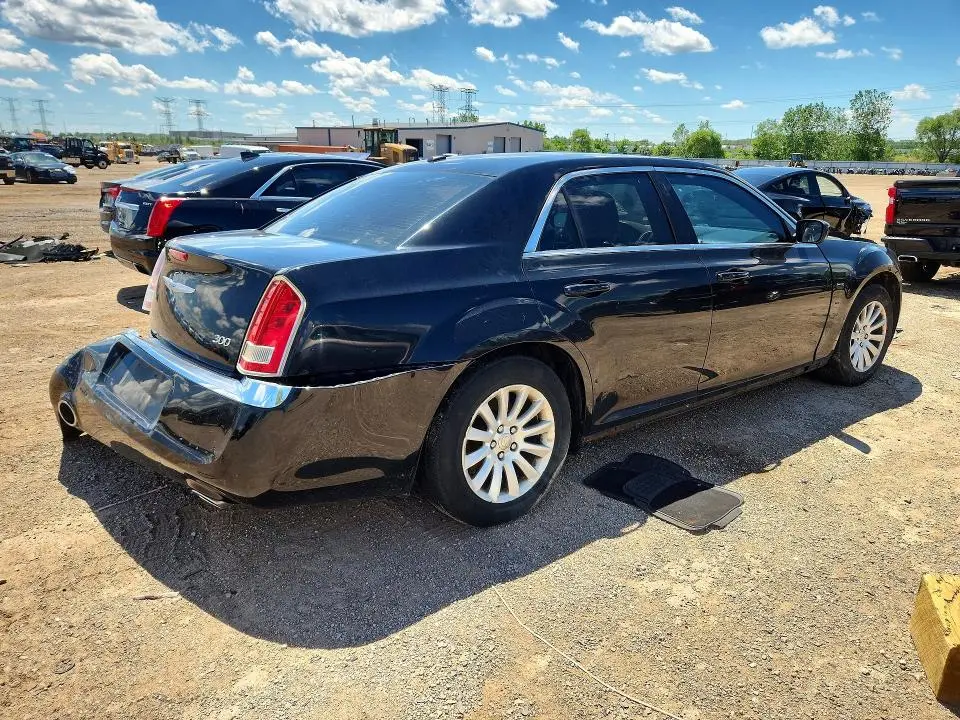 2014 CHRYSLER 300   