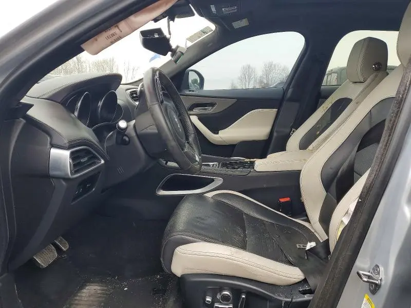 2019 JAGUAR F-PACE S  